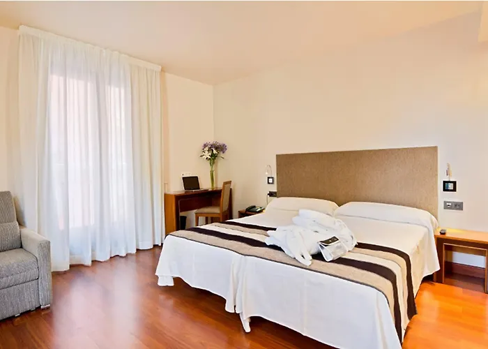 Monjas Del Carmen Hotel
